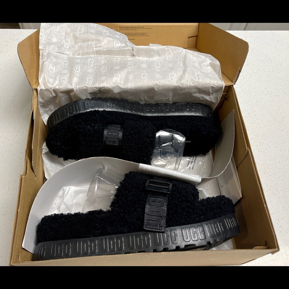 Ugg Fluffita Slides Black